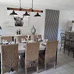 Au Tchesseu Tatil Evi